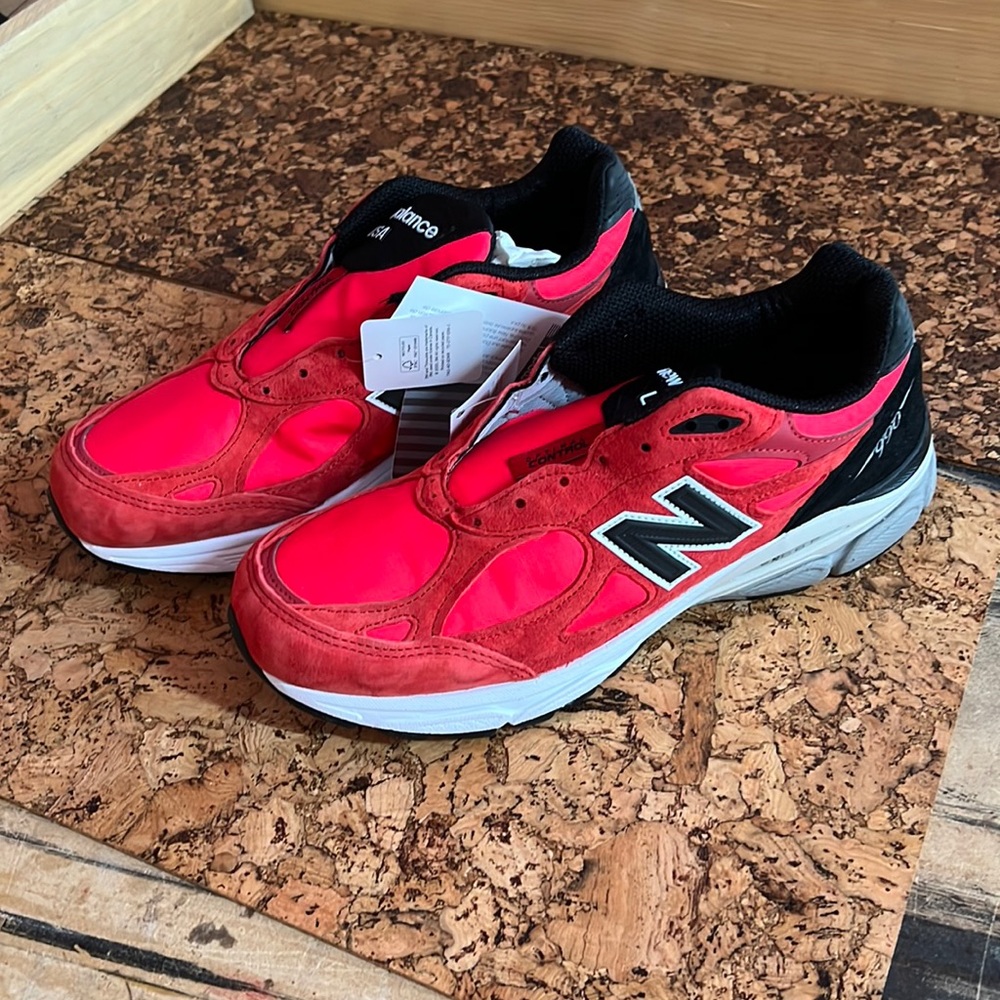 New balance 990 3 red size 10 nwt